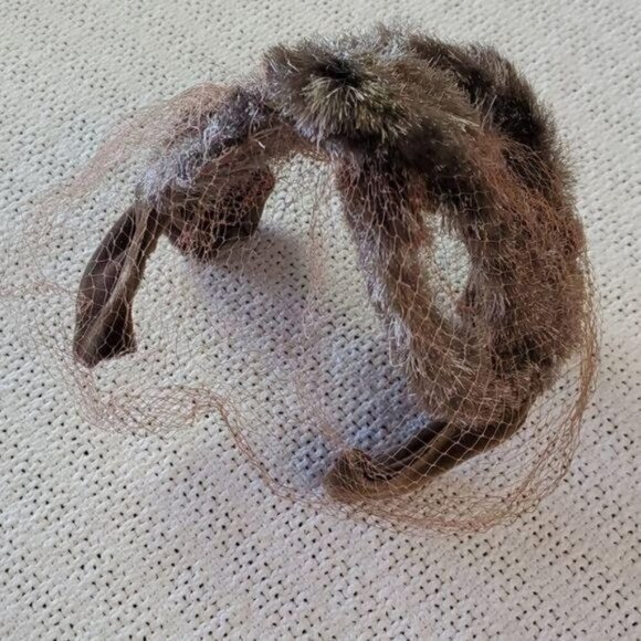 Vintage Soft‎ Brown Ribbon Look with Veil Netting Hat - Picture 5 of 6